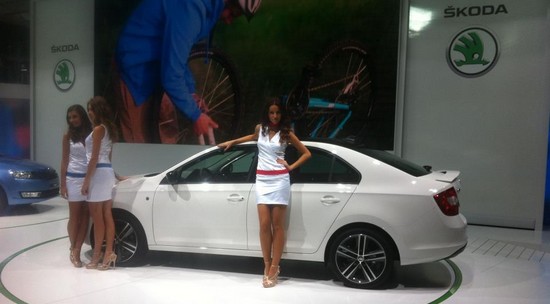 skoda rapid skoda rapid Mondial de lauto 2012 : Premières tribulations...